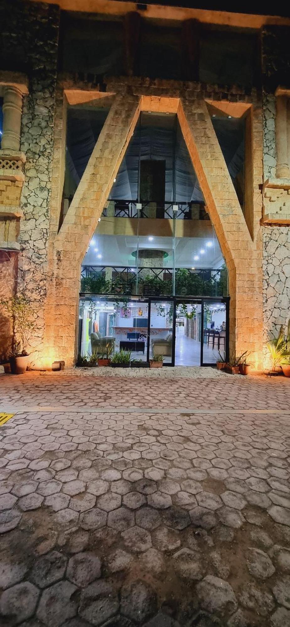 Spazio Boutique Hotel Cancun Exterior photo
